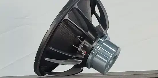 Speaker 18 Inch Subwoofer: Bass Kuat untuk Event Outdoor