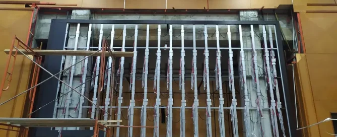 kinstruksi mudah dibongkar