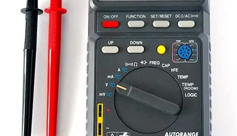 pemasangan amperemeter