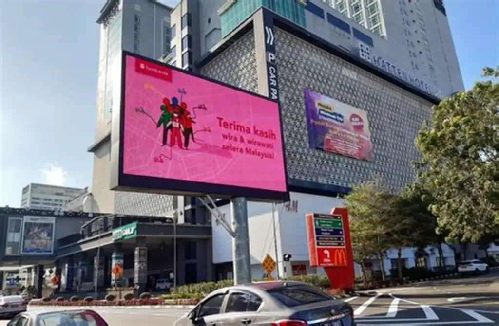 videotron outdoor di ruang publik