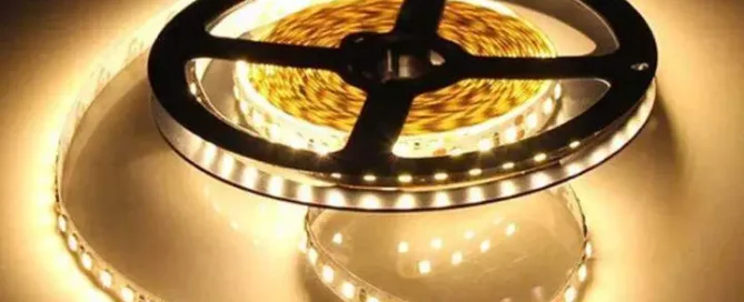 Lampu LED strip panduan