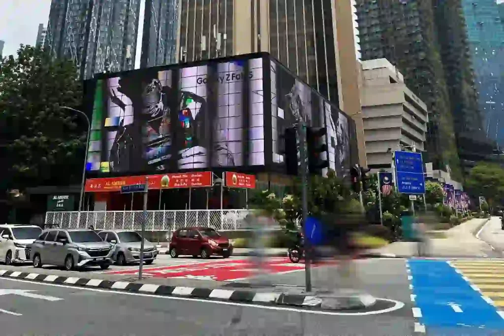 integrasi audio dengan sistem videotron