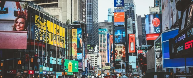 videotron led menampilkan visual dinamis untuk bisnis dan brand