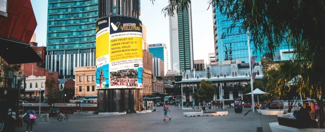 led outdoor dan indoor untuk display digital