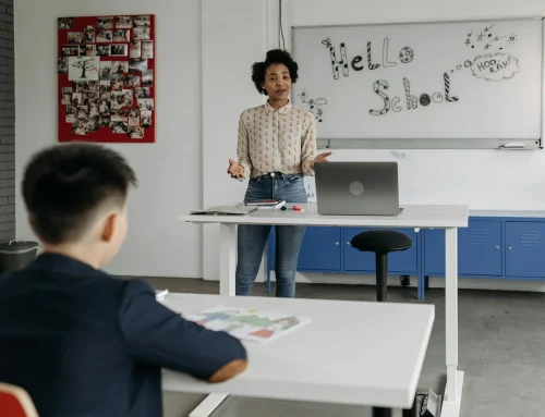Education Interactive Flat Panel Display: Transformasi Kelas