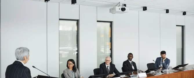 interactive flat panel display agen indonesia di ruang meeting
