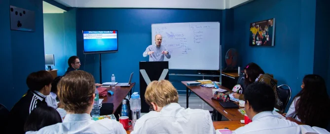 hitachi interactive flat panels untuk ruang meeting dan kelas