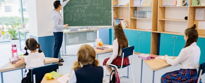 smart board math untuk pelajaran matematika lebih visual dan mudah dipahami siswa