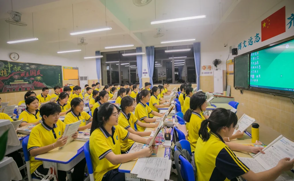 best smart boards dengan fitur unggulan untuk kelas dan kantor