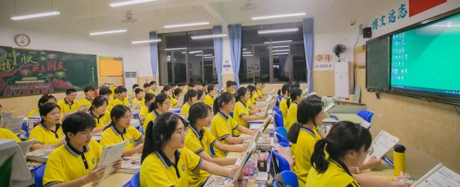 best smart boards dengan fitur unggulan untuk kelas dan kantor