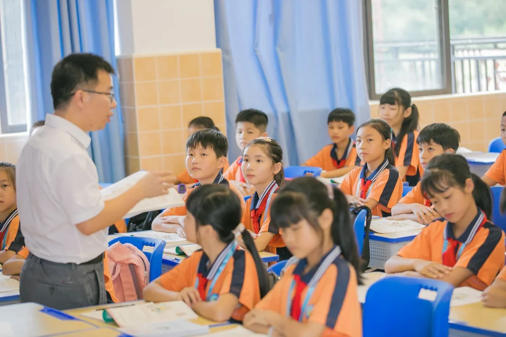 media smart board sebagai sarana pembelajaran interaktif