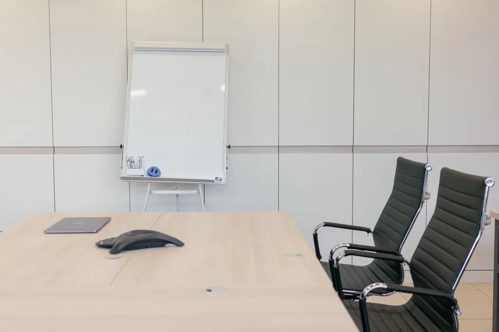 smart board interactive whiteboard untuk kolaborasi digital