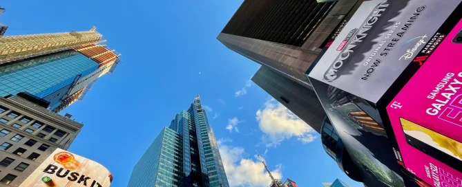 arti videotron dalam dunia periklanan digital