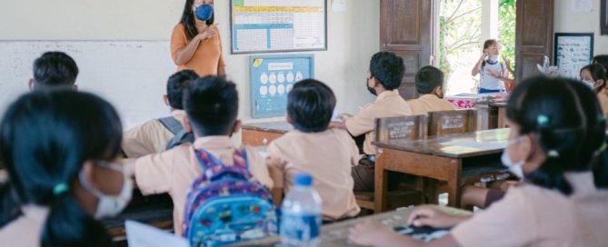 Mengapa Pasar Interactive Flat Panel Indonesia Terus Tumbuh