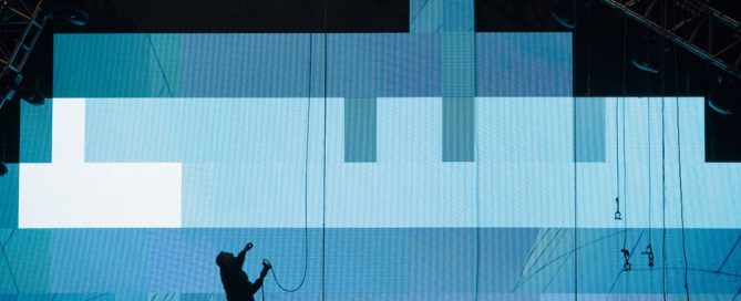 Mencari Supplier Videotron Terpercaya? Perhatikan Hal Ini Dulu