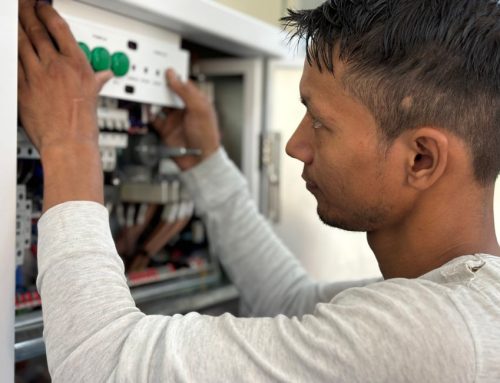 Teknisi Videotron: Tugas, Keahlian, dan Peluang Karir LED