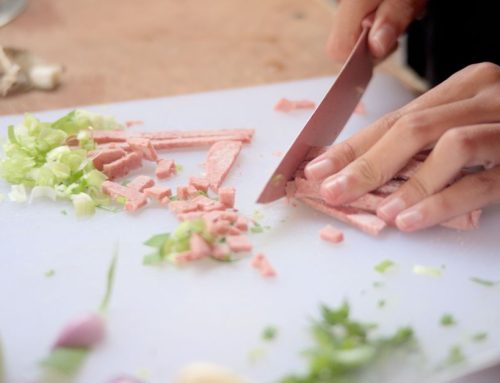 Smart Chopping Board: Talenan Cerdas dengan Teknologi Sensor