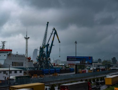 Videotron Pelabuhan: Layar LED untuk Fasilitas Pelabuhan