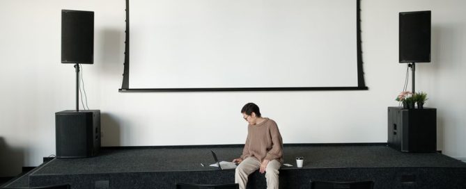 LED Display vs Projector