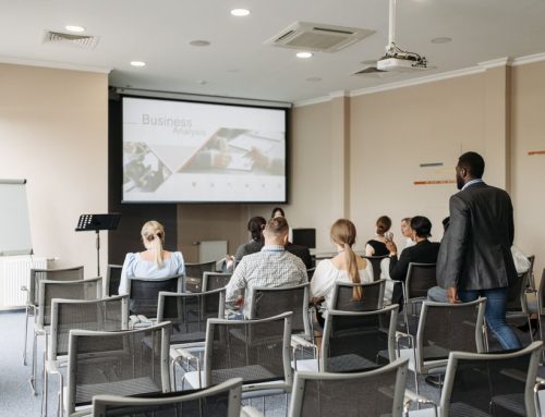 Training Room Display yang Efektif untuk Sesi Pelatihan Karyawan