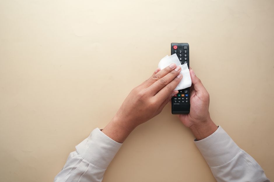 cara membersihkan tv layar led
