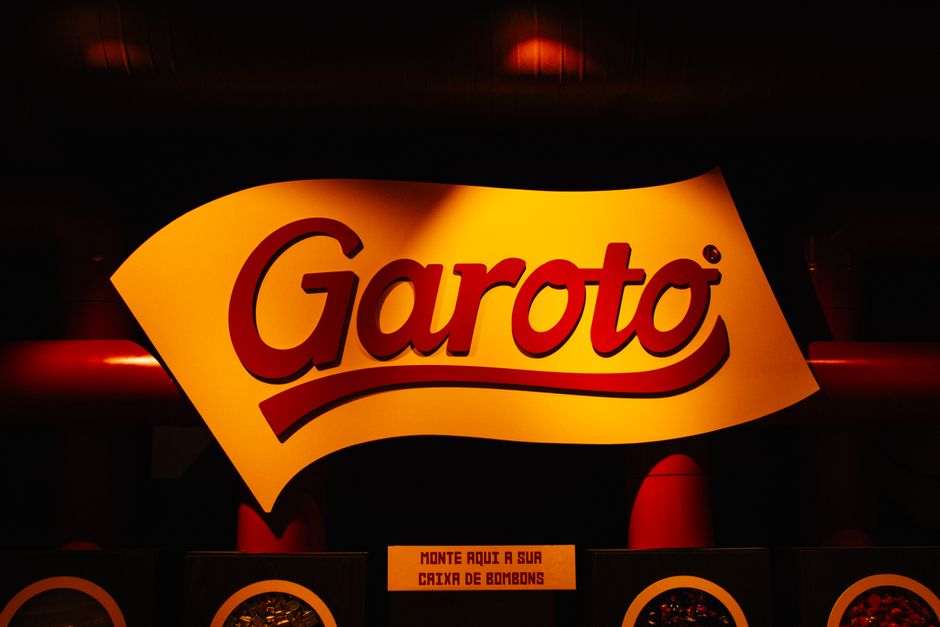 led display logo