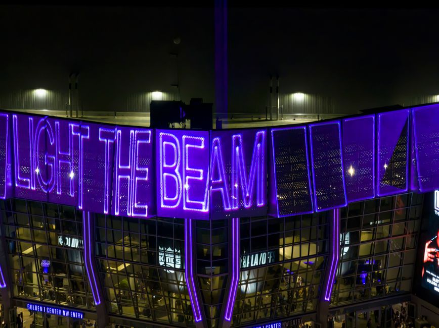 perimeter led display