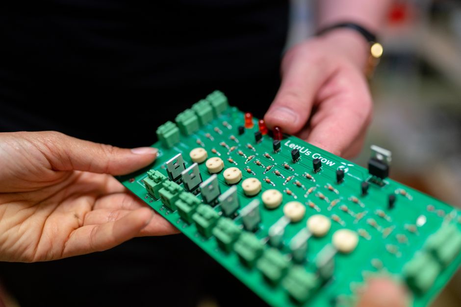 led display components