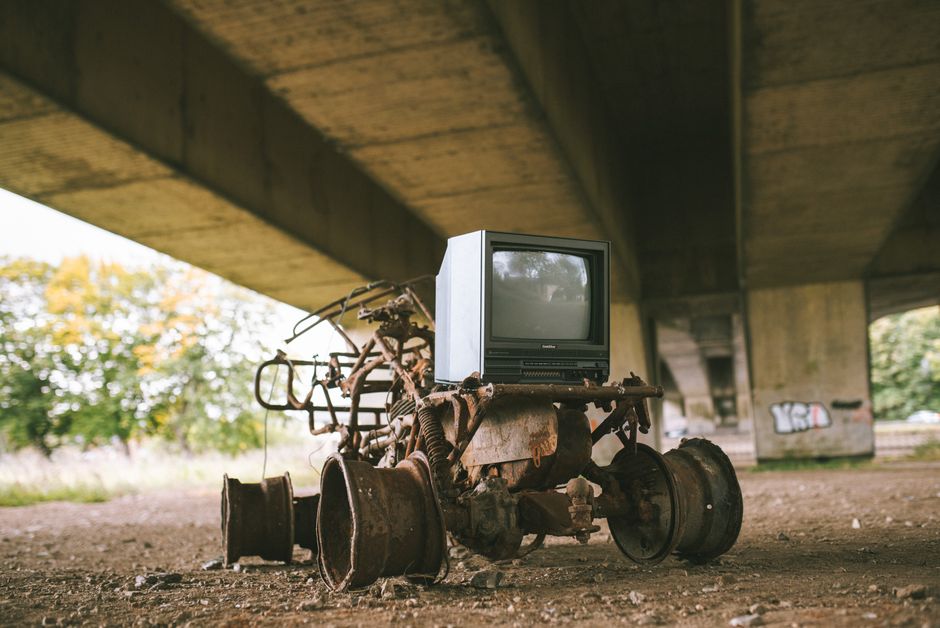 ciri ciri tv led rusak layarnya