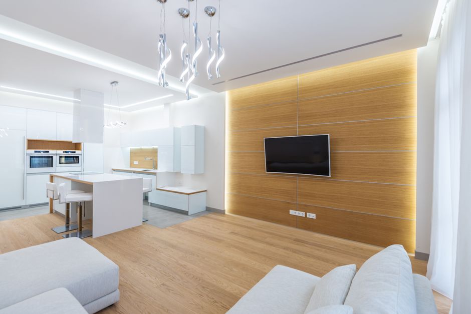 layar tv led bergaris vertikal